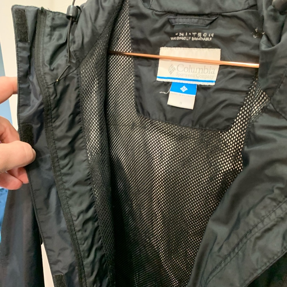 Women’s rain jacket
